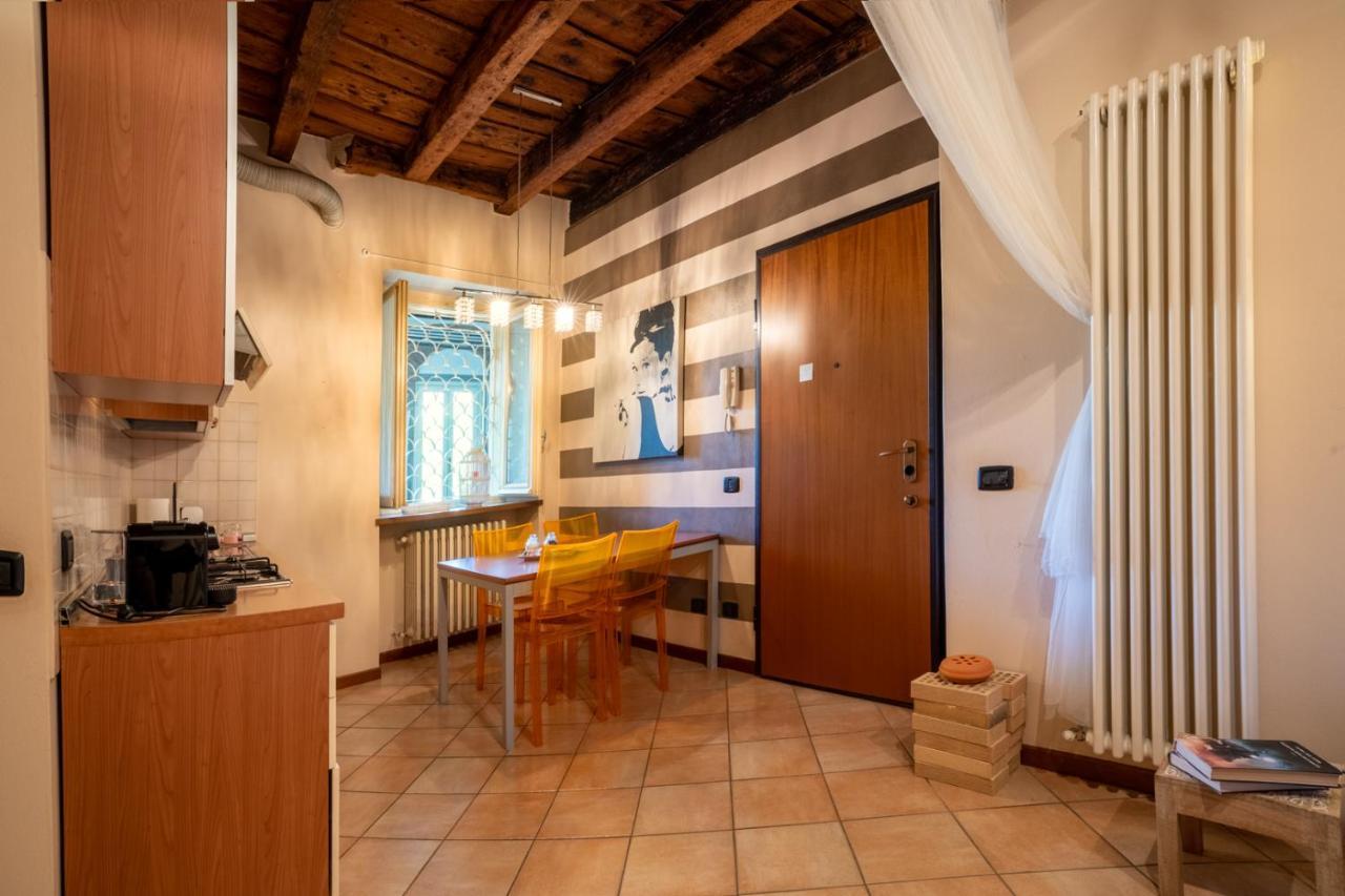 Sweet Balcony Charme&Relax Apartment Бергамо Екстериор снимка